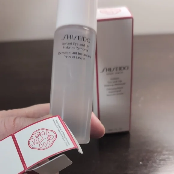 Shiseido Eye & Lip Makeup Remover 2 Containers 30mL Each, New in Box - Picture 4 of 5